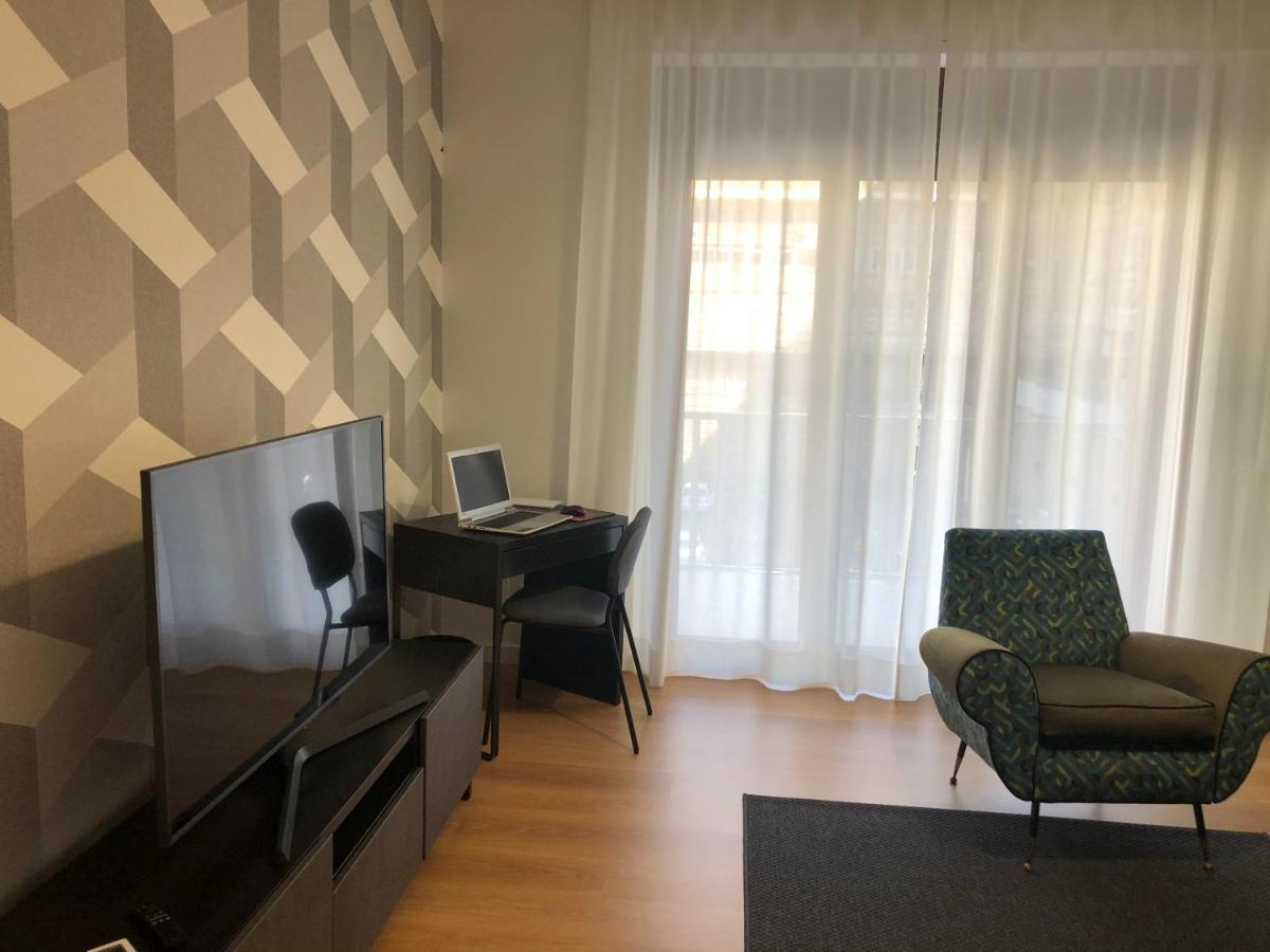 Home 22 Appartamento In Centro Storico - كاتانيا المظهر الخارجي الصورة